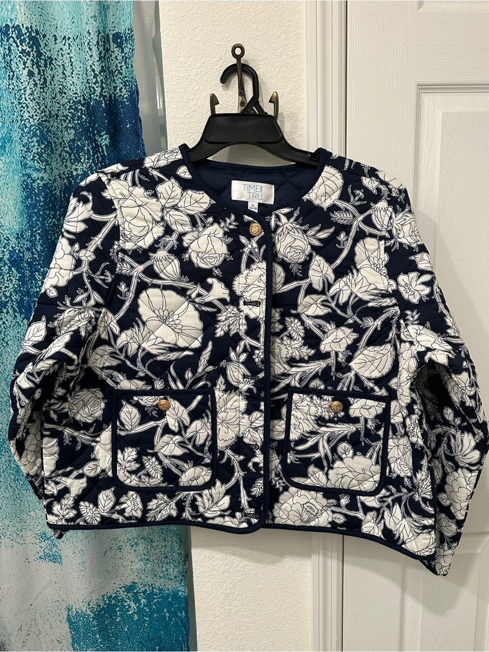 #44 Time and Tru Navy Floral Quilted Jacket